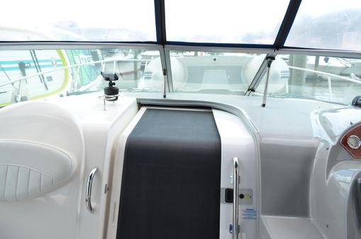 Bayliner 325 Sunbridge image