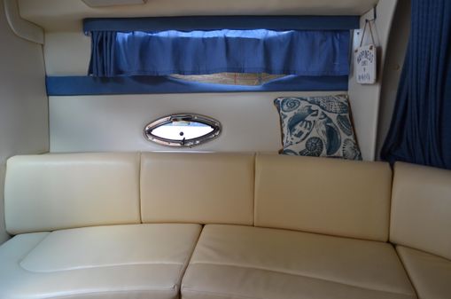 Bayliner 325 Sunbridge image