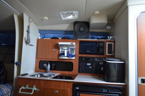 Bayliner 325 Sunbridge image