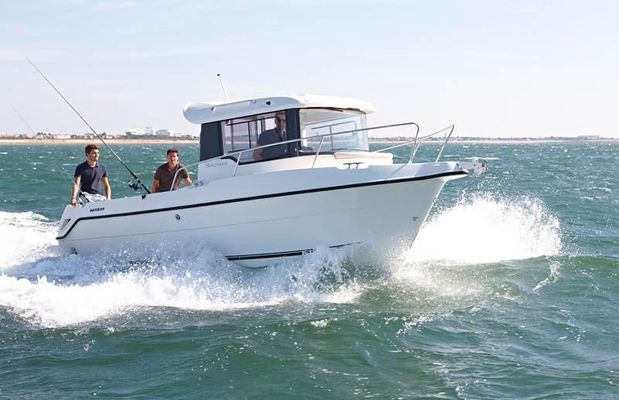 Quicksilver 690 Arvor - main image