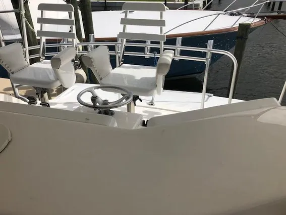 Bertram 510 Convertible image