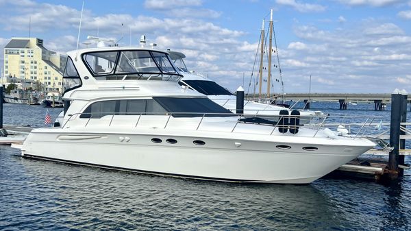 Sea Ray 480 Sedan Bridge 