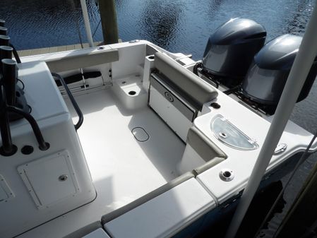 Sportsman Open 282 Center Console image