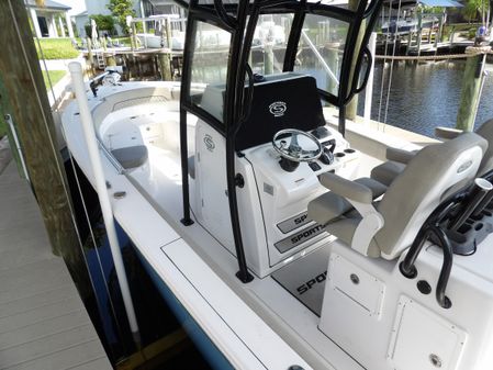 Sportsman Open 282 Center Console image