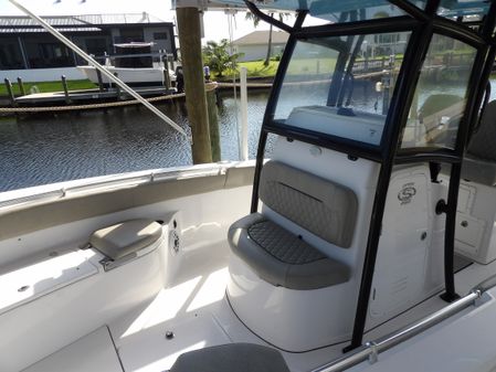 Sportsman Open 282 Center Console image