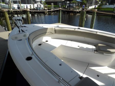 Sportsman Open 282 Center Console image