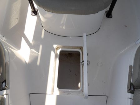 Sportsman Open 282 Center Console image