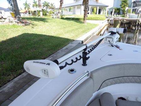 Sportsman Open 282 Center Console image