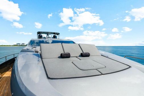 Sunseeker Predator 84 image