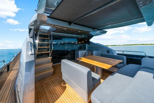 Sunseeker Predator 84 image