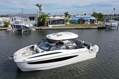 Aquila 32 Sport image