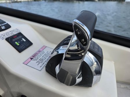 Aquila 32 Sport image