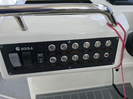 Aquila 32 Sport image