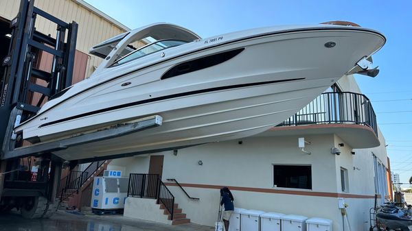 Sea Ray 350 SLX