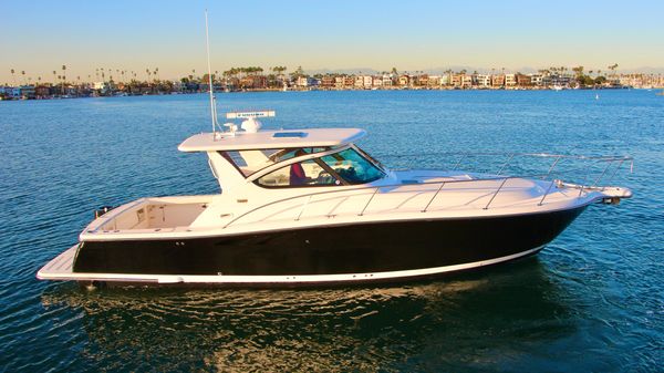 Tiara Yachts 38 Open