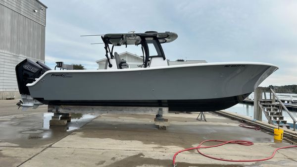 Front Runner 33 Center Console