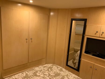 Carver 405 Motor Yacht image