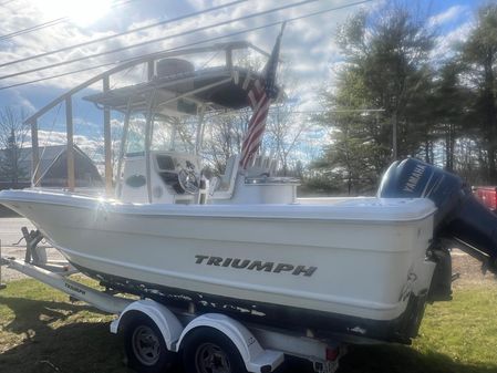 Triumph 23 CENTER CONSOLE image