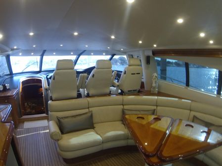 Sunseeker Predator 85 image