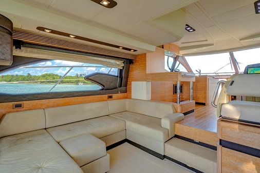 Azimut 54' Flybridge image