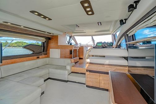 Azimut 54' Flybridge image