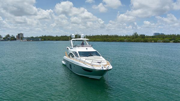 Azimut 54' Flybridge image