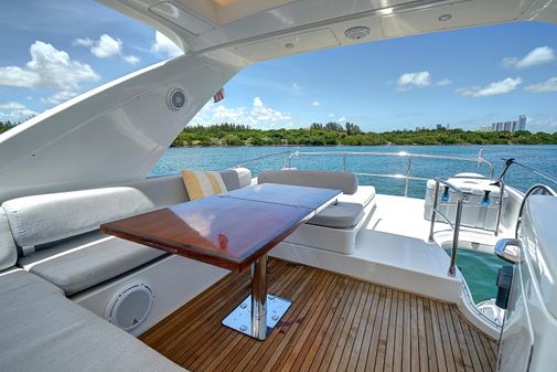 Azimut 54' Flybridge image