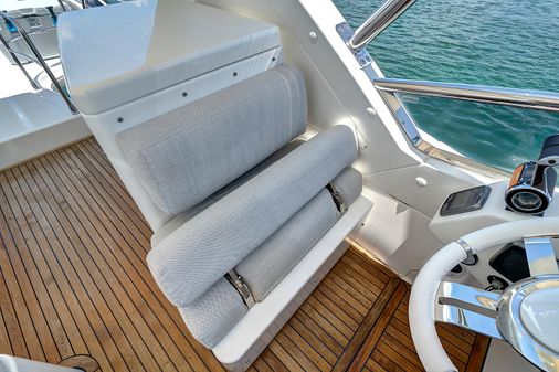 Azimut 54' Flybridge image