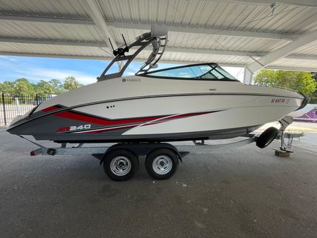 Yamaha-boats AR240 image