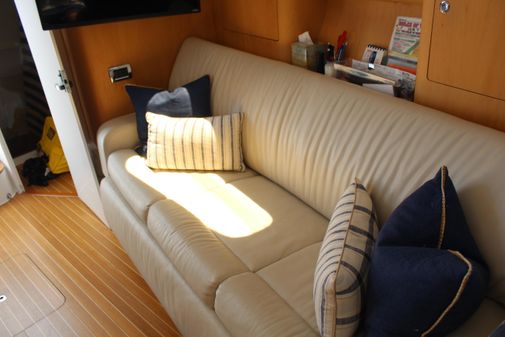 Intrepid 430 Sport Yacht image