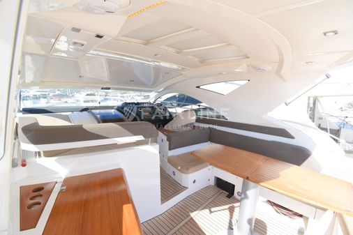 Fairline TARGA-44 image