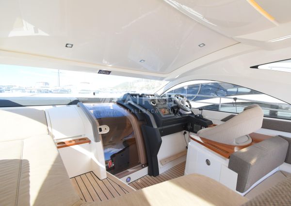 Fairline TARGA-44 image