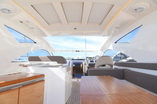 Fairline TARGA-44 image