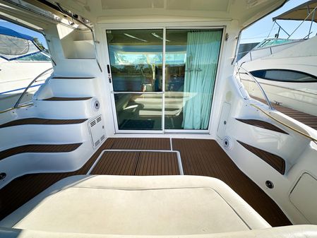 Sea Ray 400 Sedan Bridge image