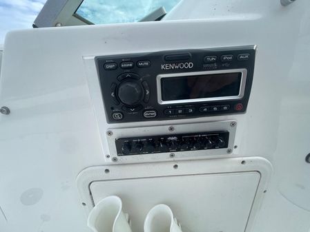 Hurricane 187 sun deck image