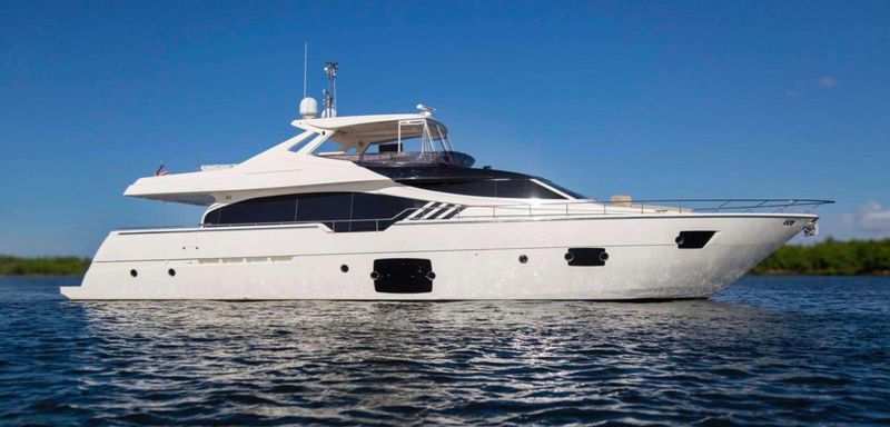 Ferretti Yachts 870 - main image