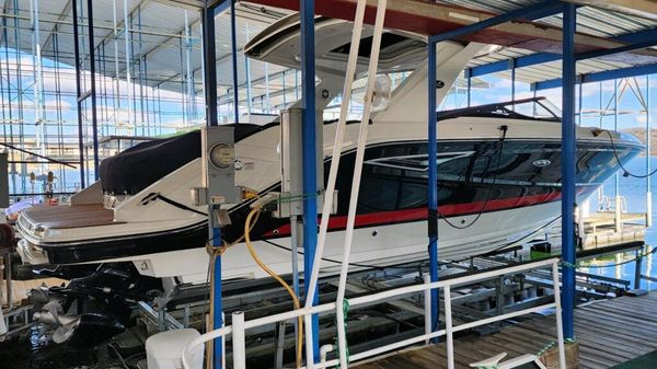 Sea Ray 310 SLX