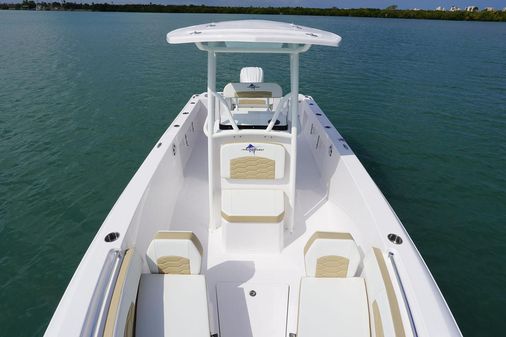 Aquasport 2400-CENTER-CONSOLE image