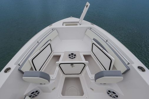 Aquasport 2400-CENTER-CONSOLE image