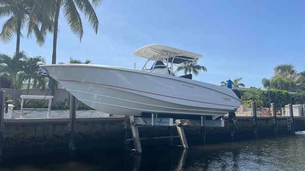 Boston Whaler 320 Outrage