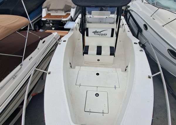 Thresher 25-CENTER-CONSOLE image