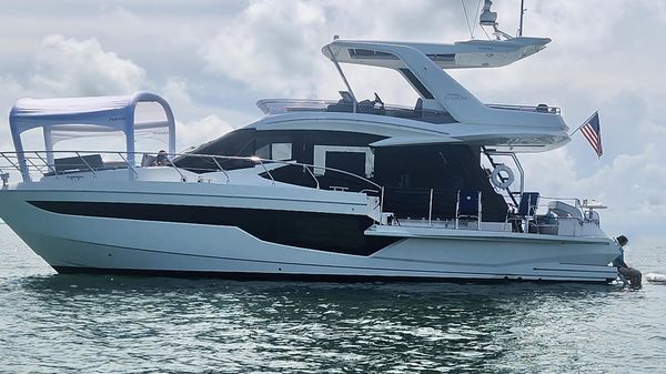 Galeon 500 Fly 