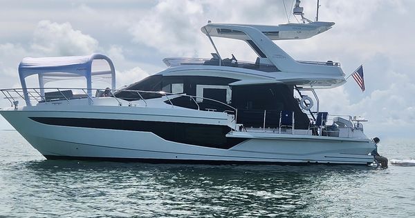 Galeon 500 Fly image