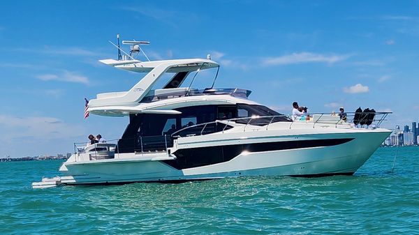 Galeon 500 Fly 