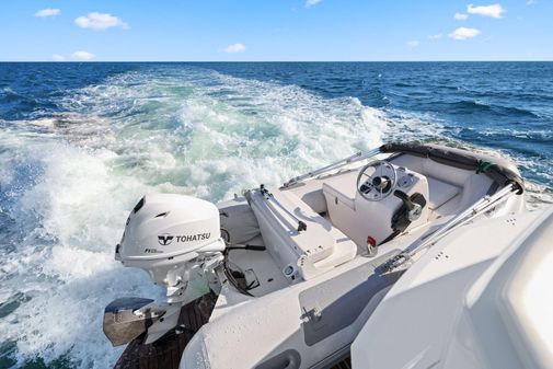 Galeon 500 Fly image