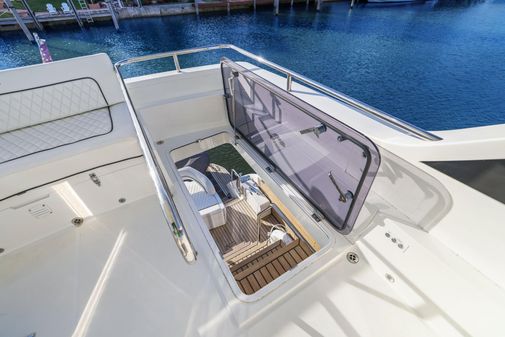 Galeon 500 Fly image