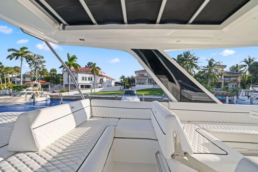 Galeon 500 Fly image