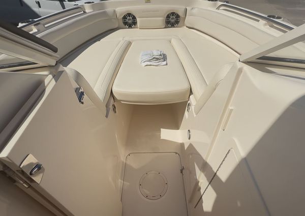 Grady-White Freedom 235 image