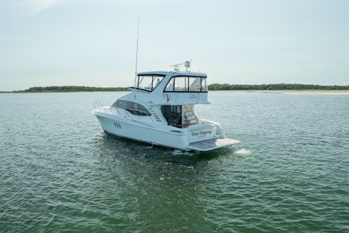 Silverton Ovation 52 image