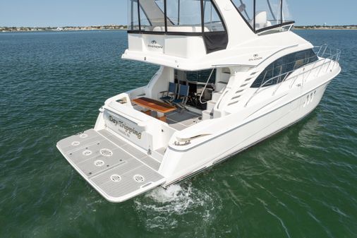 Silverton Ovation 52 image